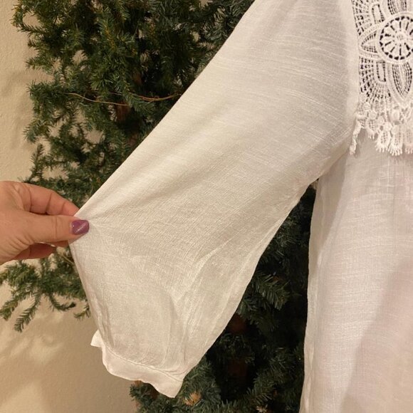 FIG & FLOWER Peasant Top Blouse Shirt BOHO White Crochet Line 3/4 Sleeve Sz PM - Picture 3 of 9
